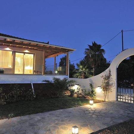Salty Wave Suites Skiathos by Eksteriør billede
