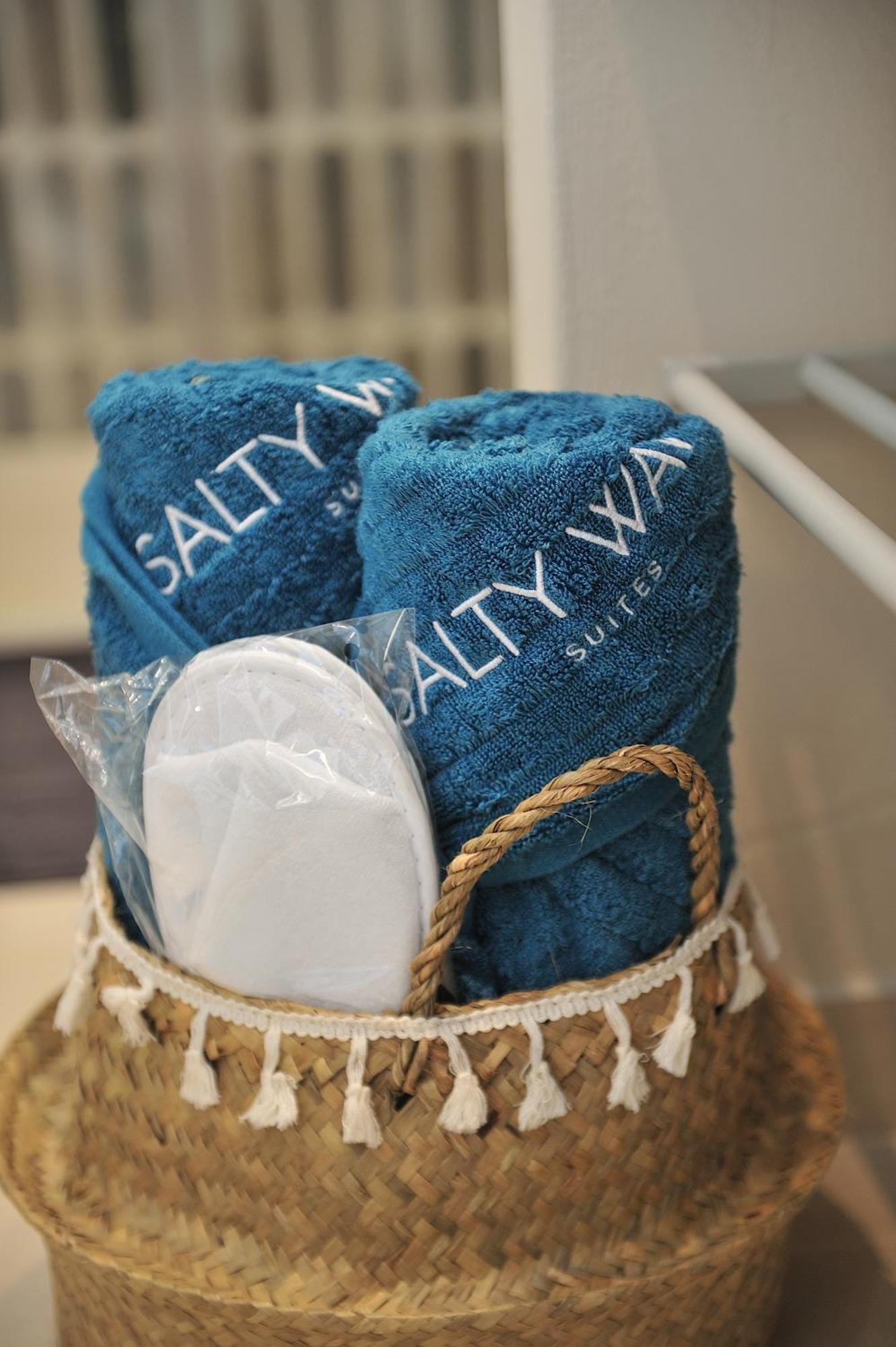 Salty Wave Suites Skiathos by Eksteriør billede